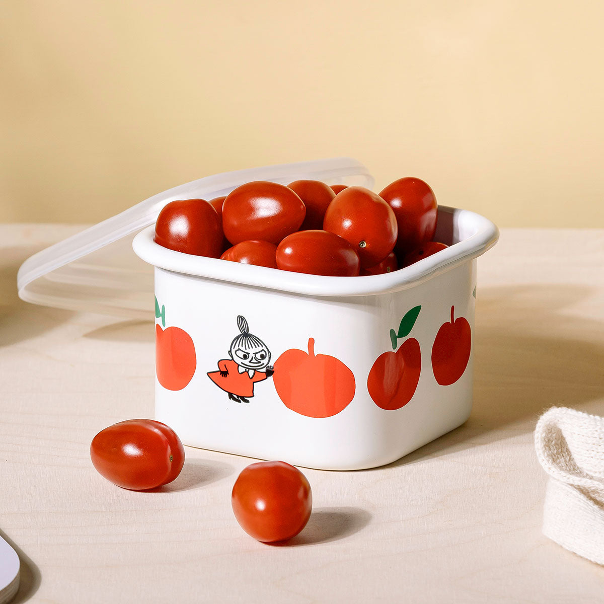 Moomin ムーミン Muurla ムールラ ホーロー保存容器 ( JOYFUL APPLES / リトルミイ / 670ml )