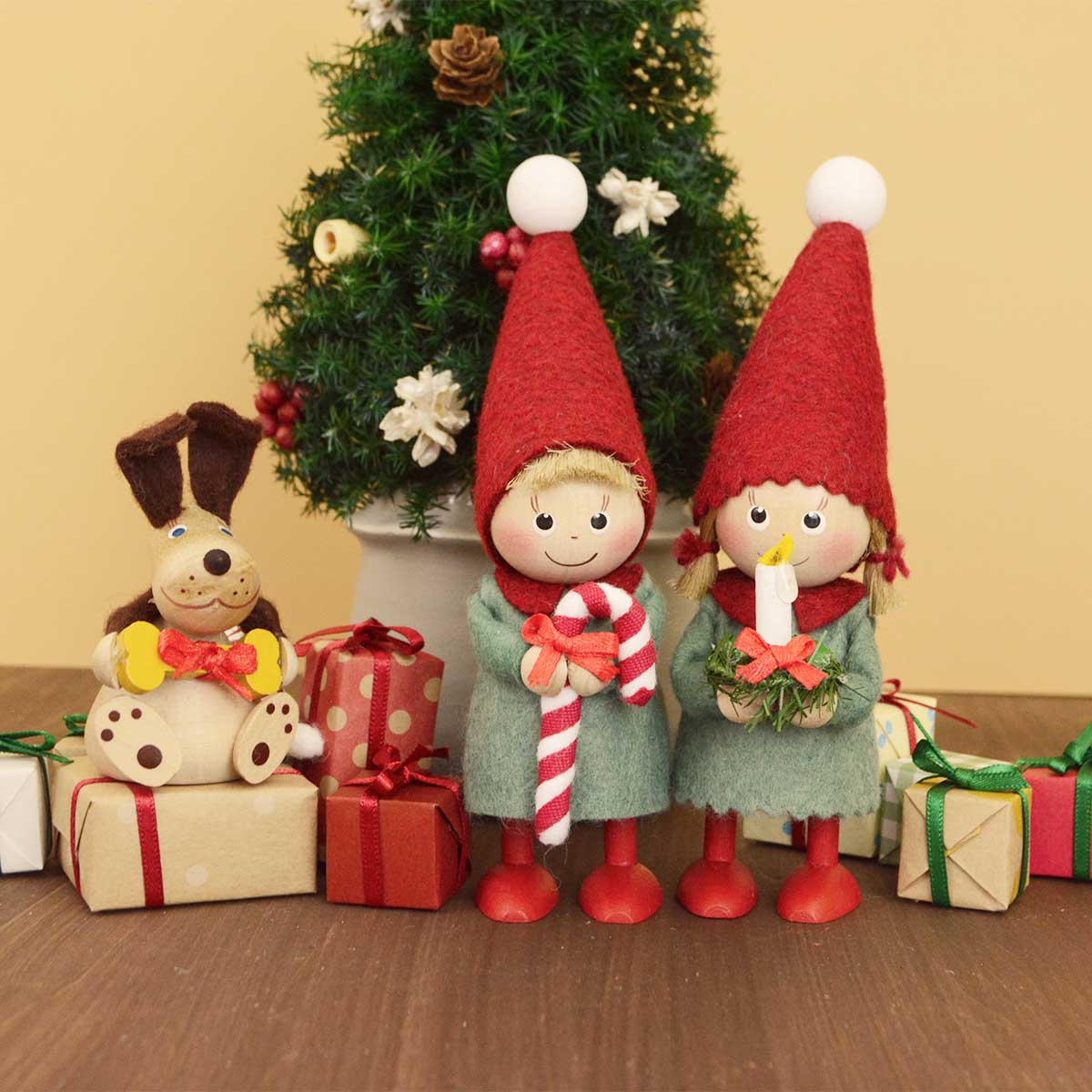 NORDIKA nisse ノルディカ ニッセ クリスマス 木製人形 ( キャンドルを持った女の子 / Joy to the world )