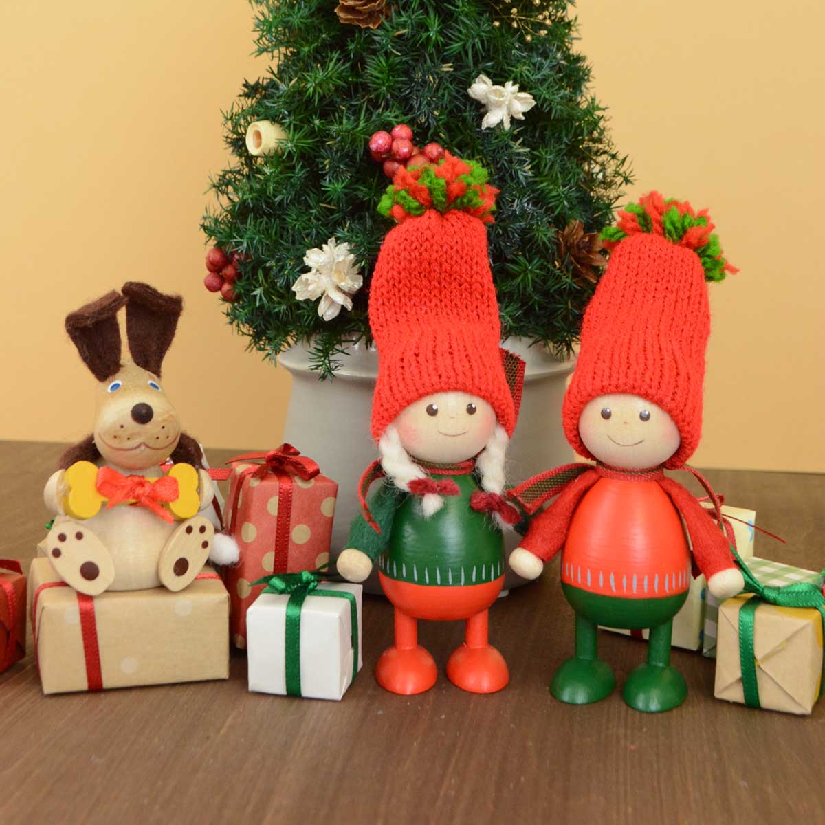 【2023新作】NORDIKA nisse ノルディカ ニッセ クリスマス 木製人形 ( 緑のセーターの胴長の女の子 / ツインズ )
