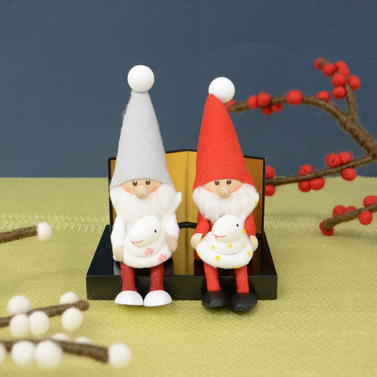 NORDIKA nisse ノルディカ ニッセ クリスマス 木製人形 ( ヘビを抱えたサンタ )