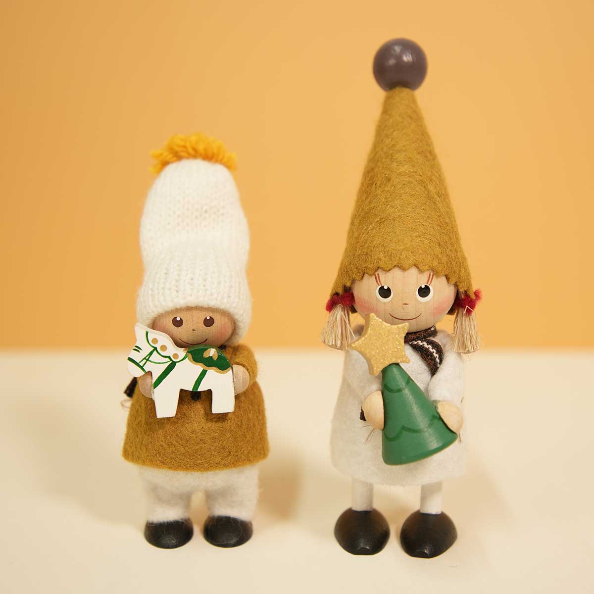 NORDIKA nisse ノルディカ ニッセ クリスマス 木製人形 ( ツリーを持った女の子 / Jule Hygge )
