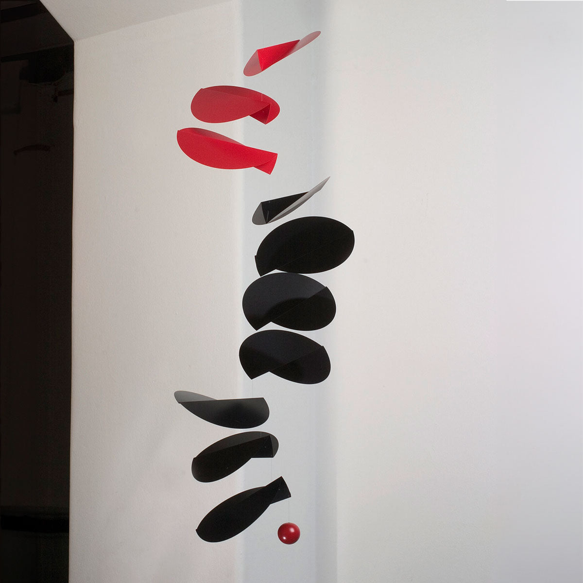 Flensted Mobiles フレンステッド・モビール(Turning Leaves ターニングリーブス / ブラック レッド / 141S)