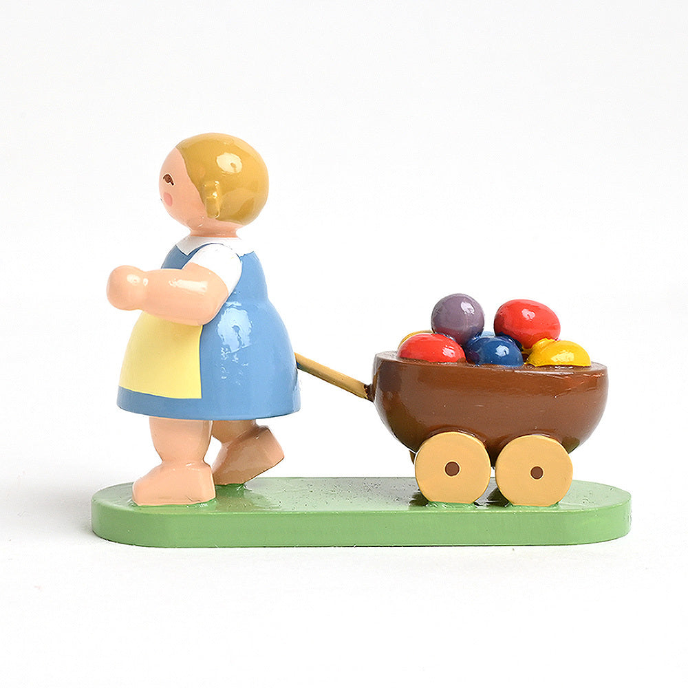 Wendt & Kühn ヴェント & キューン 木製人形ブロッサムフレンズ ( お手伝いをする女の子 )