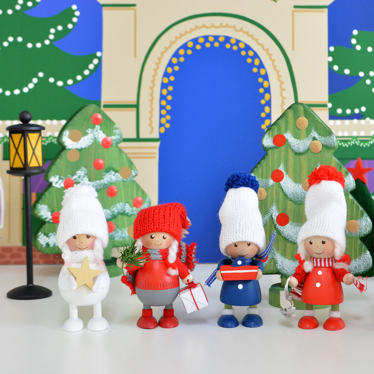 NORDIKA nisse ノルディカ ニッセ クリスマス 木製人形(小舟を持った青いコートの男の子)