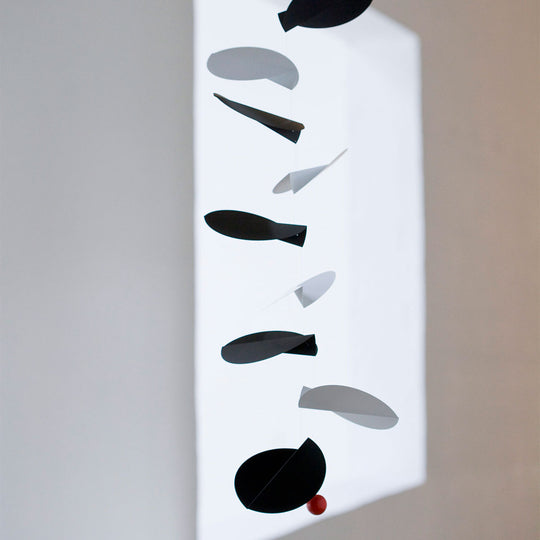 Flensted Mobiles フレンステッド・モビール(Turning Leaves ターニングリーブス / ブラック ホワイト / 141W)
