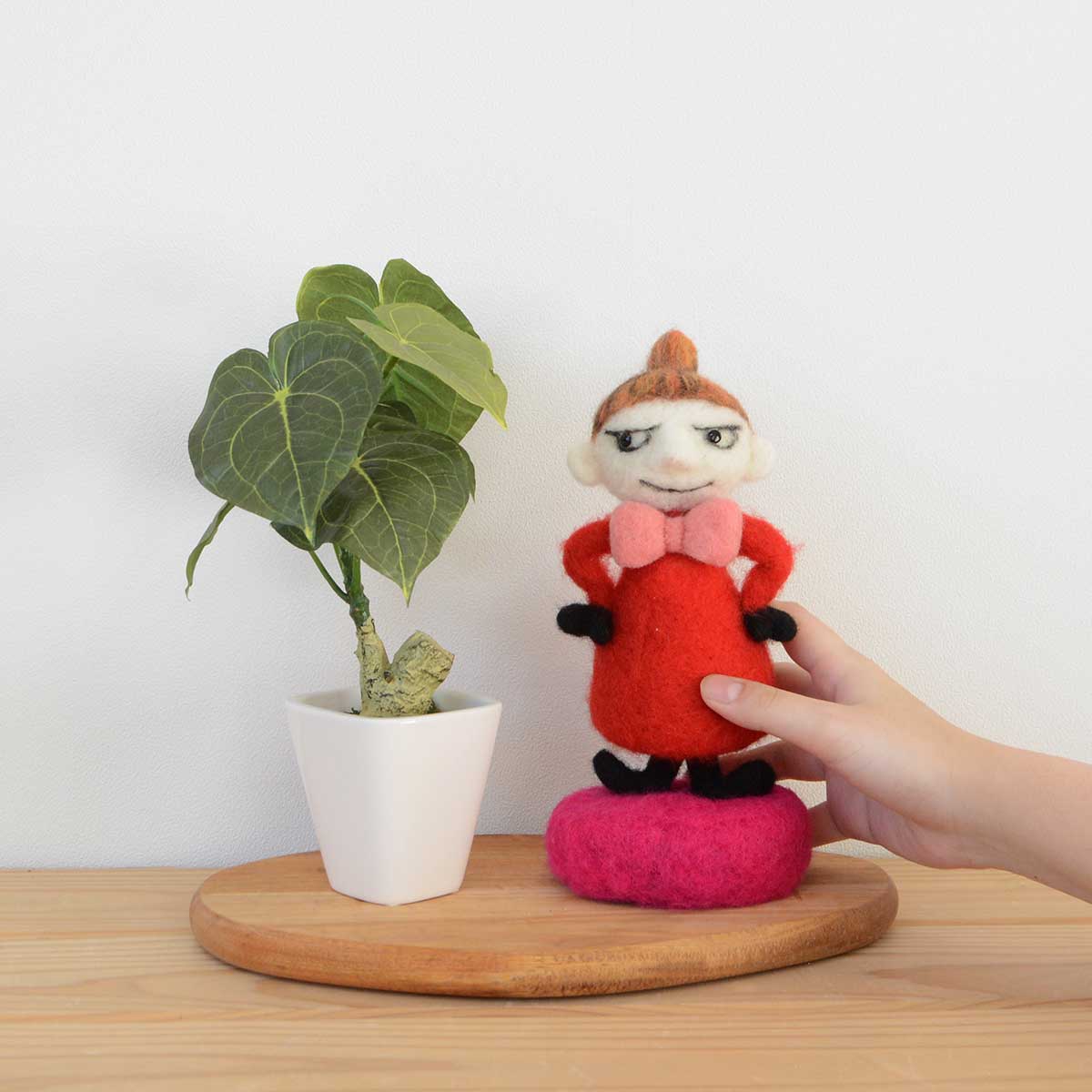 Moomin ムーミン The Crafty Kit Company クラフティ キット カンパニー 羊毛フェルトキット ( リトルミイ )
