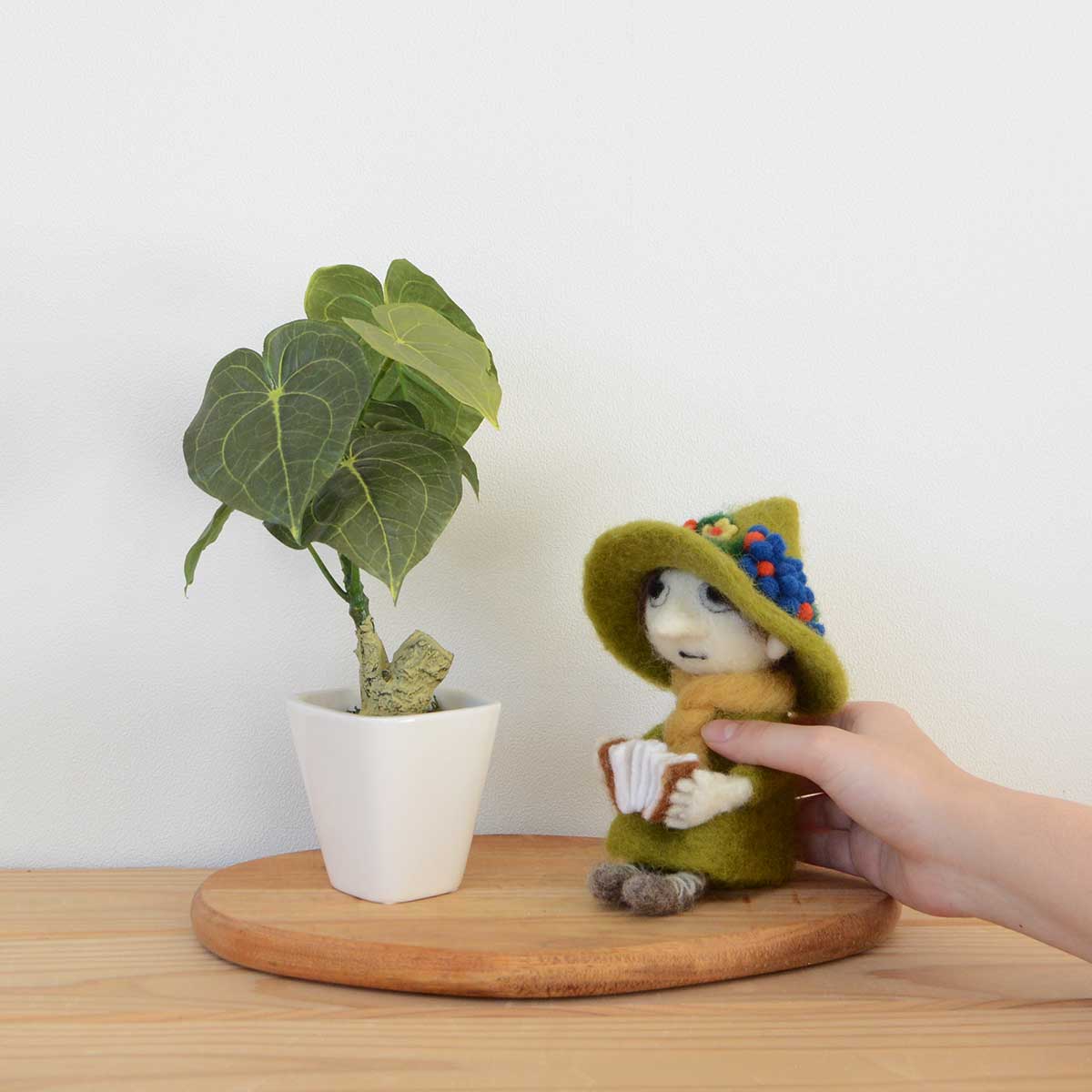 Moomin ムーミン The Crafty Kit Company クラフティ キット カンパニー 羊毛フェルトキット ( スナフキン )