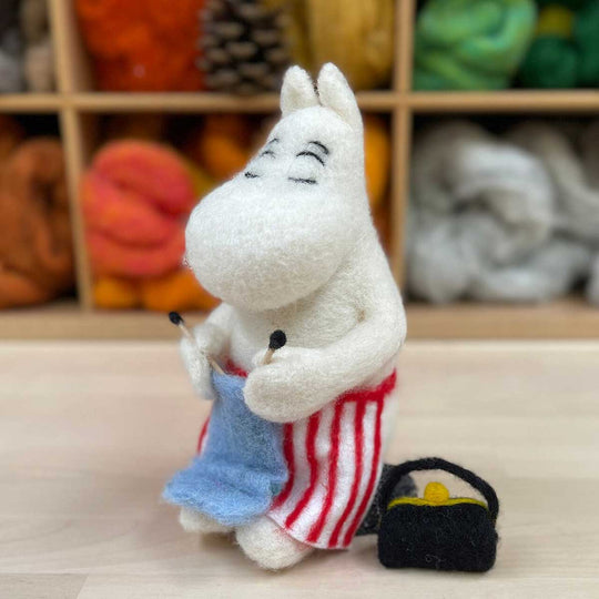 Moomin ムーミン The Crafty Kit Company クラフティ キット カンパニー 羊毛フェルトキット ( ムーミンママ )