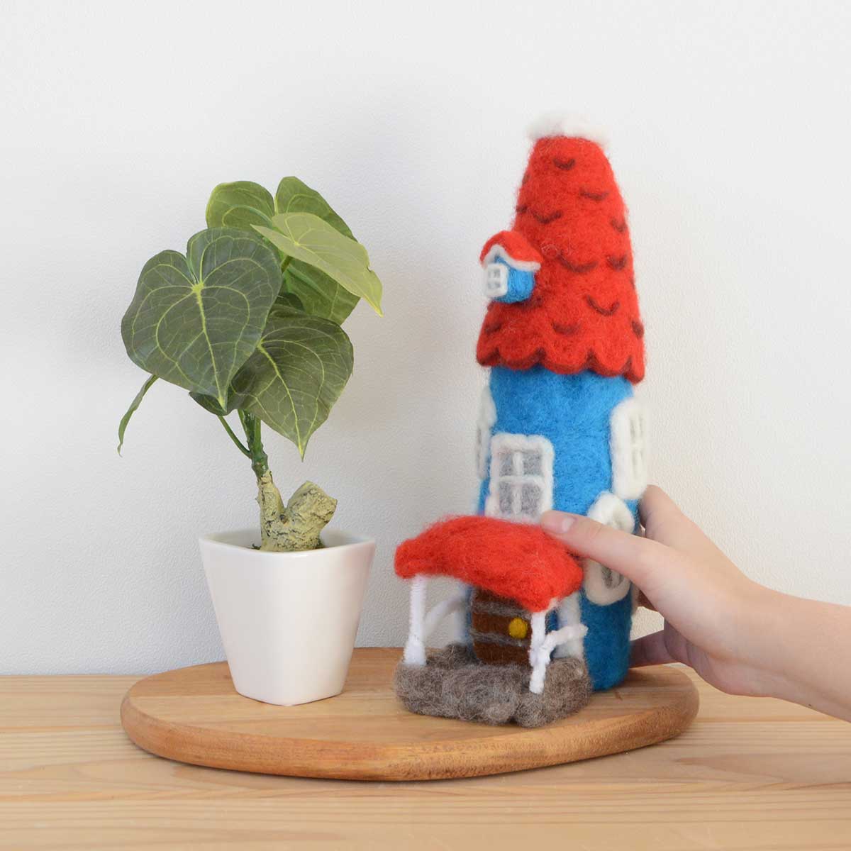 Moomin ムーミン The Crafty Kit Company クラフティ キット カンパニー 羊毛フェルトキット ( ムーミンハウス )