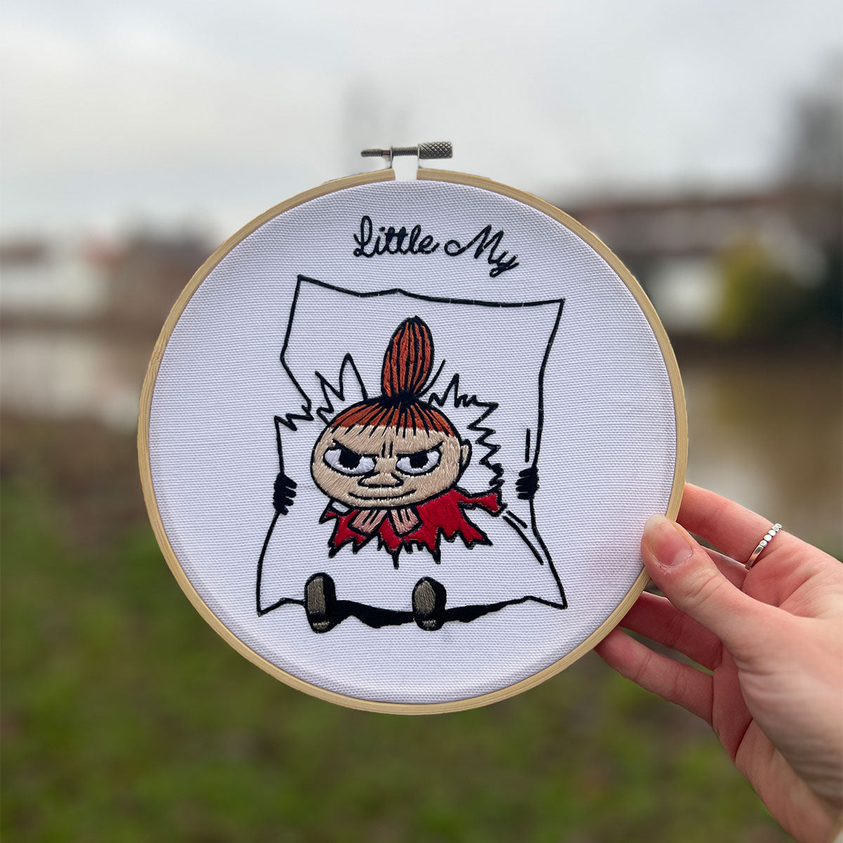 Moomin ムーミン The Crafty Kit Company クラフティ キット カンパニー 刺しゅうキット ( リトルミイ )