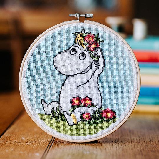 Moomin ムーミン The Crafty Kit Company クラフティ キット カンパニー クロスステッチキット ( スノークのおじょうさん )