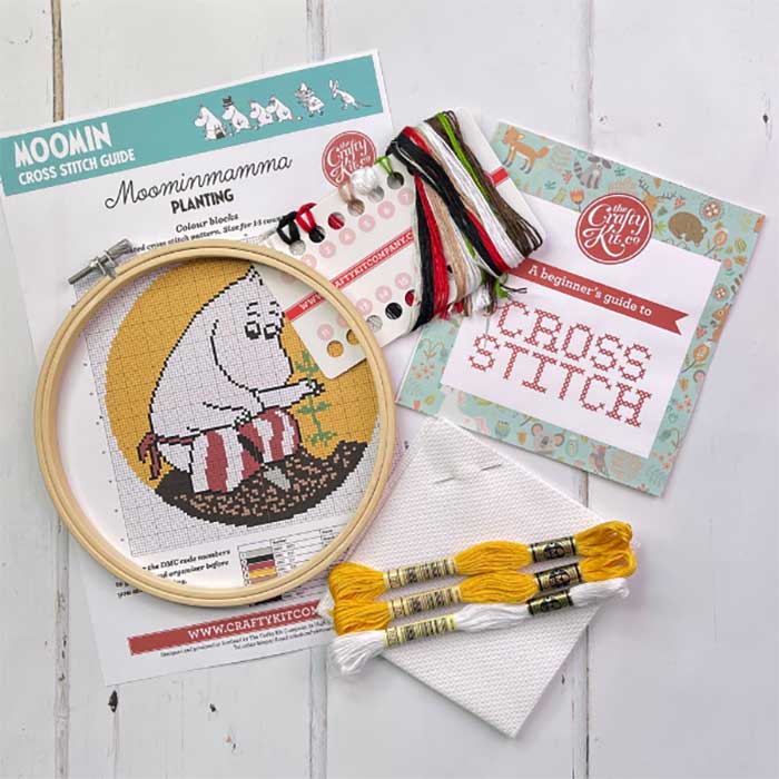 Moomin ムーミン The Crafty Kit Company クラフティ キット カンパニー クロスステッチキット ( ムーミンママ )