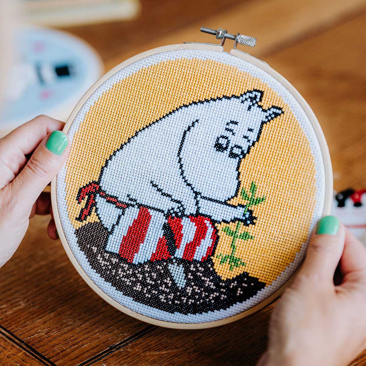 Moomin ムーミン The Crafty Kit Company クラフティ キット カンパニー クロスステッチキット ( ムーミンママ )