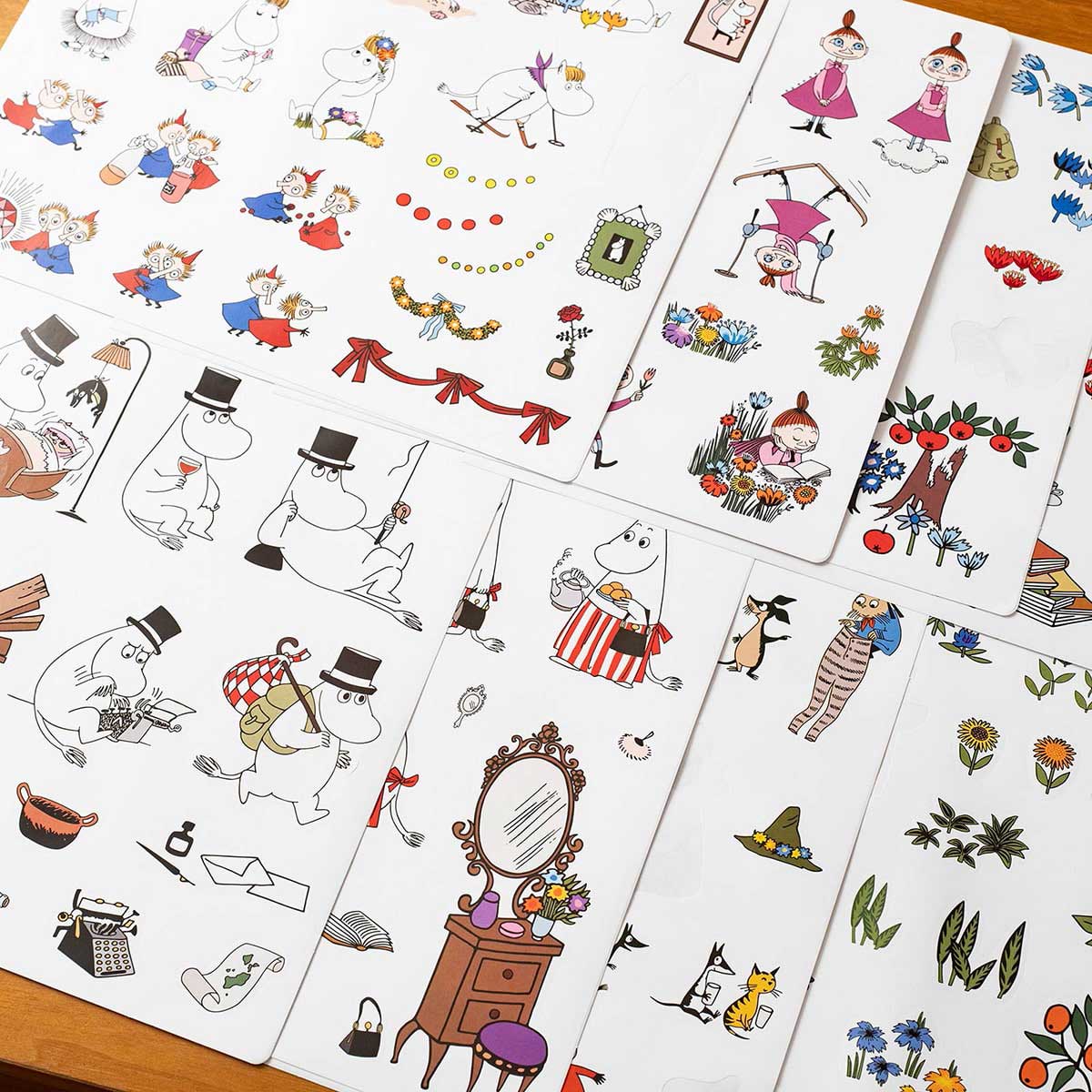 Moomin ムーミン BørneLund ボーネルンド 貼ってはがしてくりかえし遊べる絵本 シールブック