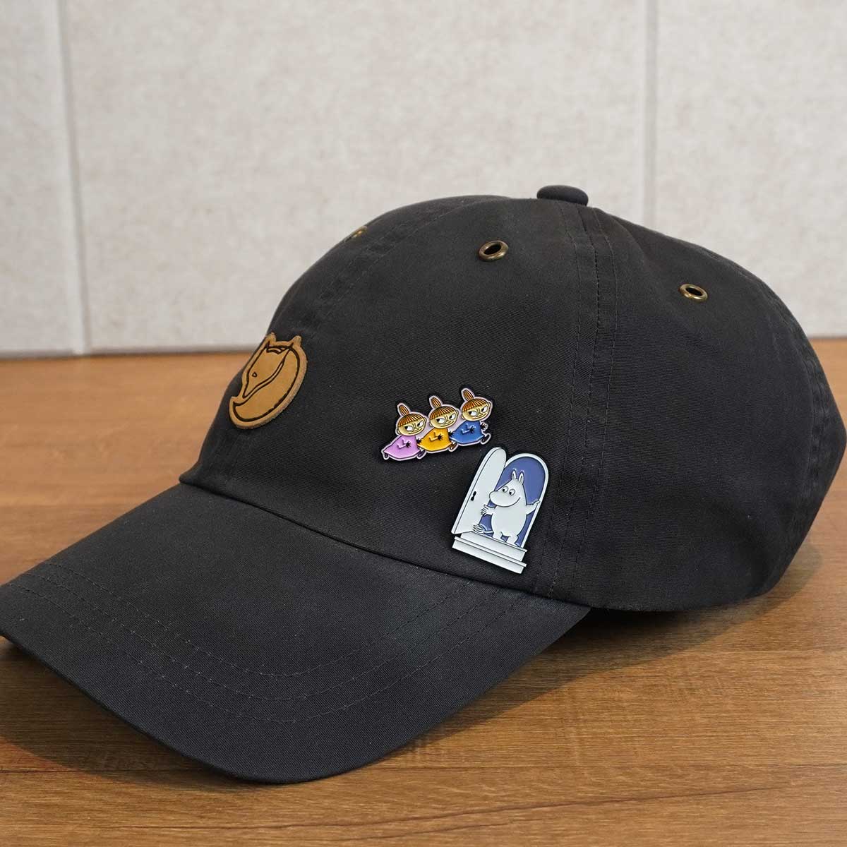 Moomin ムーミン PINBOX ピンボックス ピンバッジ ( The door is always open )