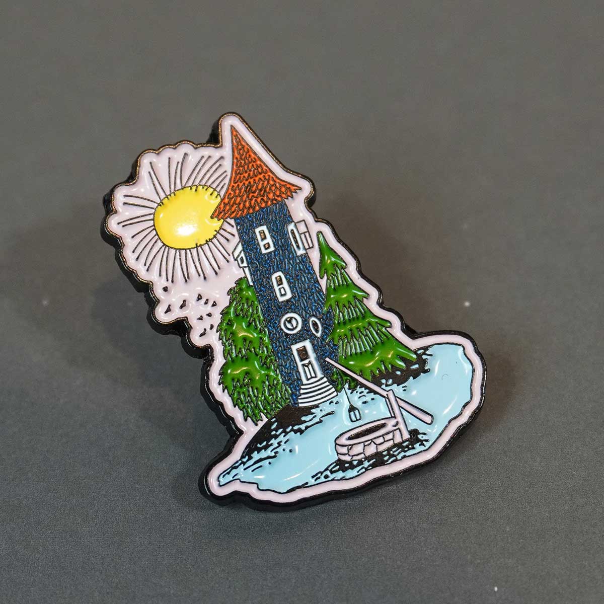 Moomin ムーミン PINBOX ピンボックス ピンバッジ ( 朝日とムーミンハウス )