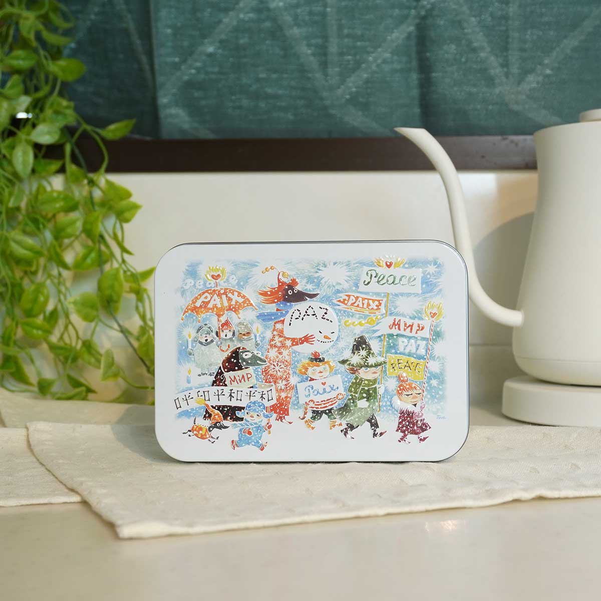 ファセルヴァ クリーム 330g 2本セット Moomin ムーミン × FAZER ファッツェル Vintage Art Collection缶