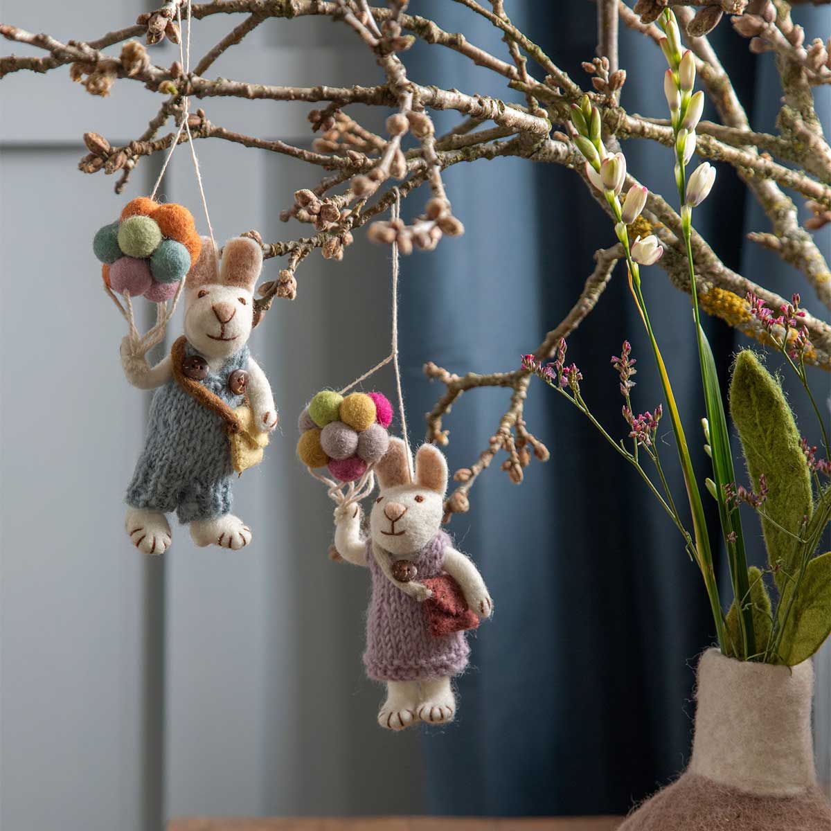 Gry&Sif グライアンドシフ オーナメント ( ホワイトバニー / ブルーパンツ / バルーン )