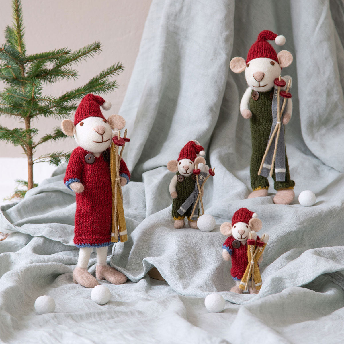 Gry&Sif グライアンドシフ オーナメント ( ホワイトマウス / レッドドレス / スキー )