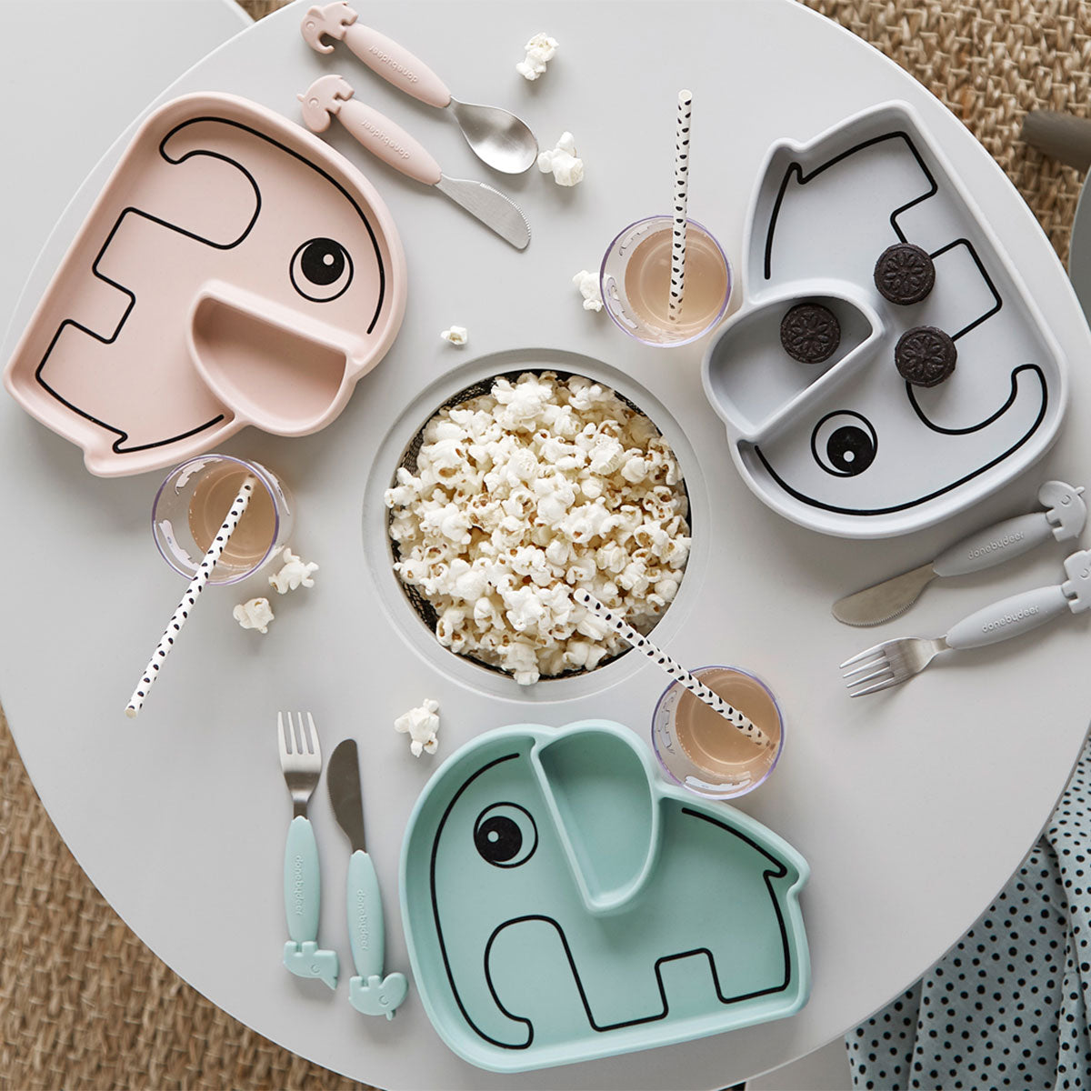 done by deer ダンバイディア ベビー・キッズ食事用エプロン ピーカブー シリコンビブ ( ブルー / 2枚セット )