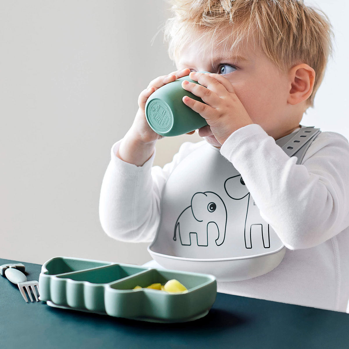 done by deer ダンバイディア ベビー・キッズ食事用エプロン ピーカブー シリコンビブ ( ブルー / 2枚セット )