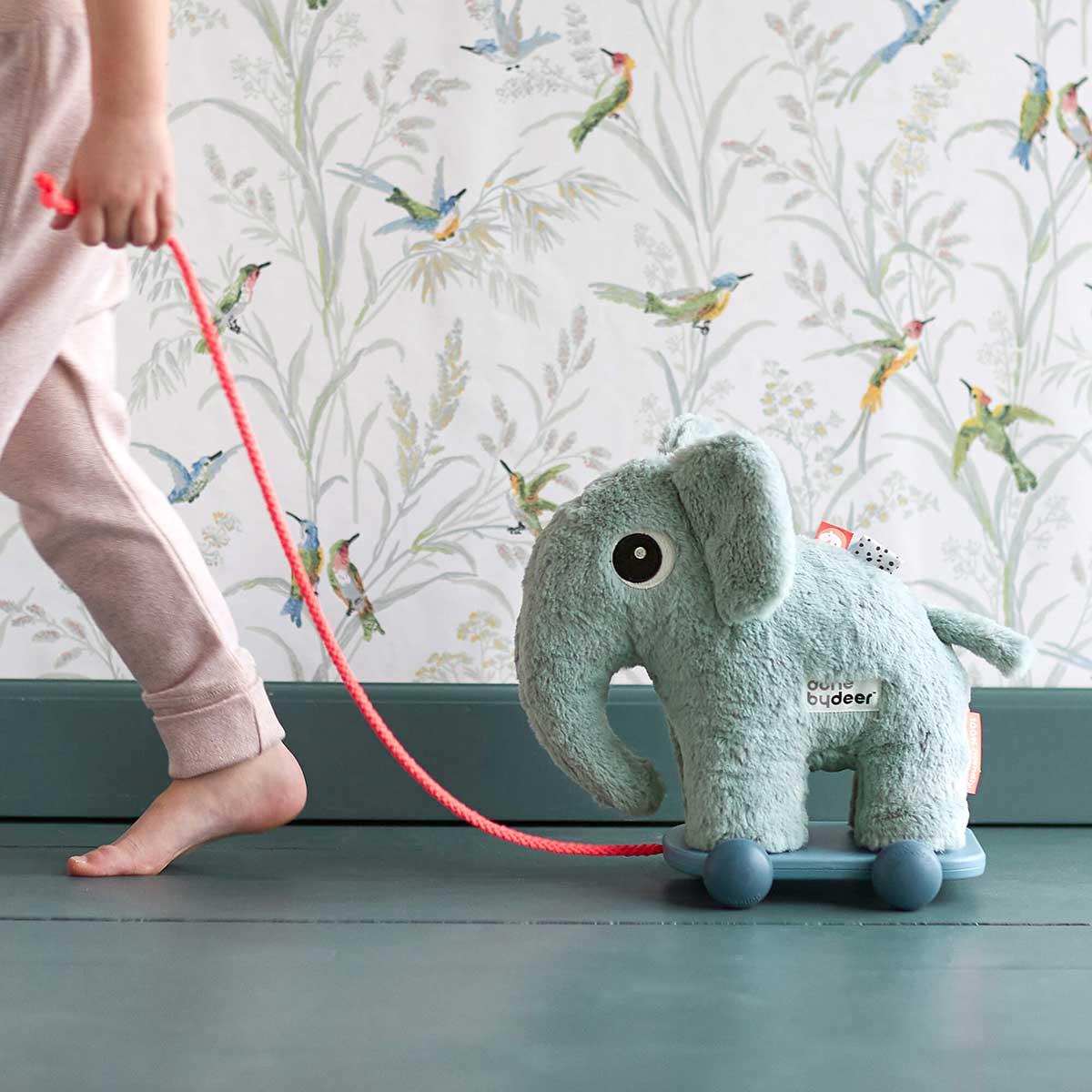 done by deer ダンバイディア 2WAYアニマルおさんぽ プルトイ ( エルフィー )