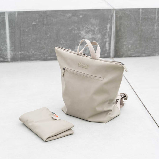 done by deer ダンバイディア マザーズバッグ チェンジングバックパック ( サンド )