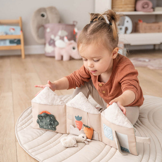 done by deer ダンバイディア 布製知育玩具 ラリーズホームソフトブック ( ラリーサンド )