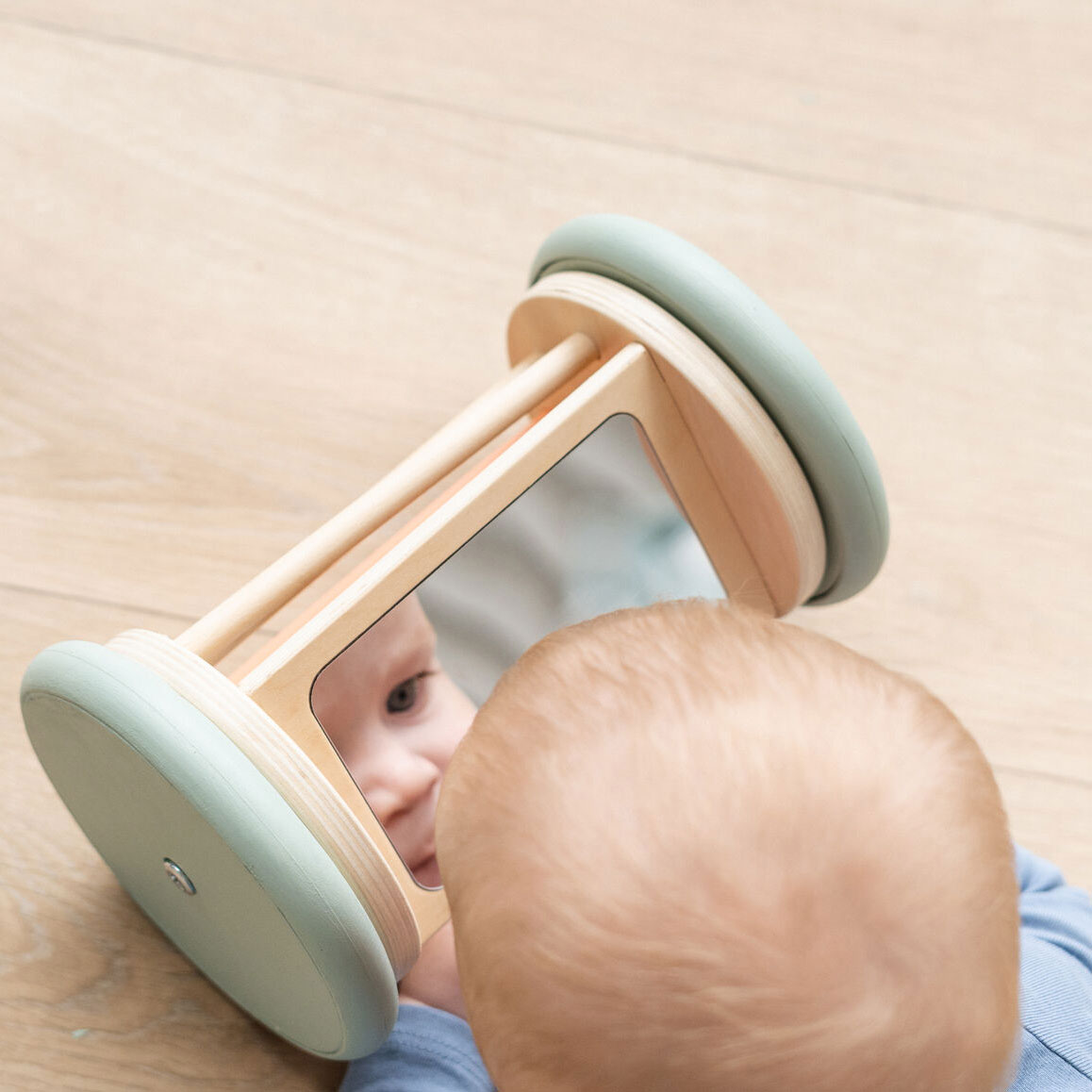 done by deer ダンバイディア 木製知育玩具 ローリングアクティビティミラー ( バーディ )