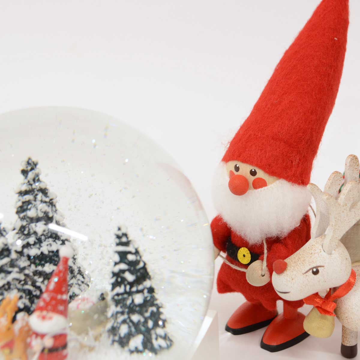 予約】【新作】NORDIKA nisse ノルディカ ニッセ クリスマス スノードーム（ そりをひいたサンタ レッド ）｜北欧雑貨