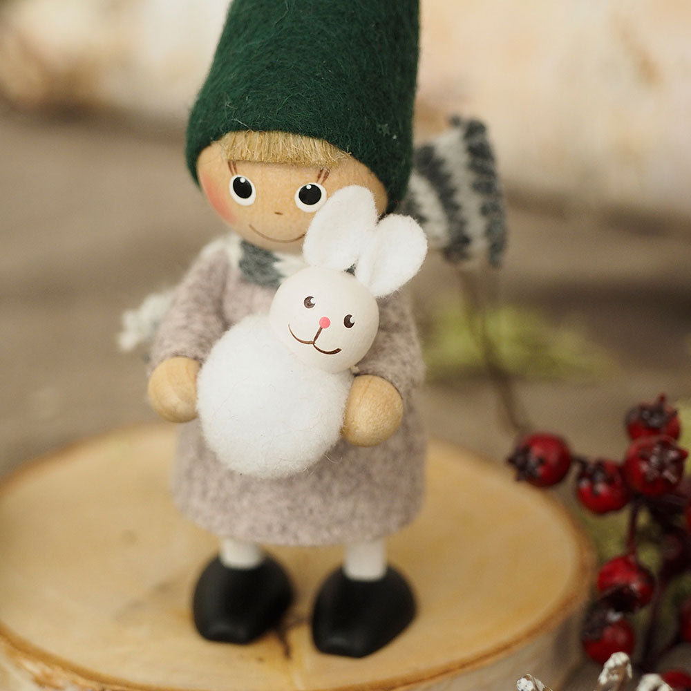 【予約】【2025新作】NORDIKA nisse ノルディカ ニッセ クリスマス 木製人形 ( ウサギを抱えた男の子 / Nordic Forest )