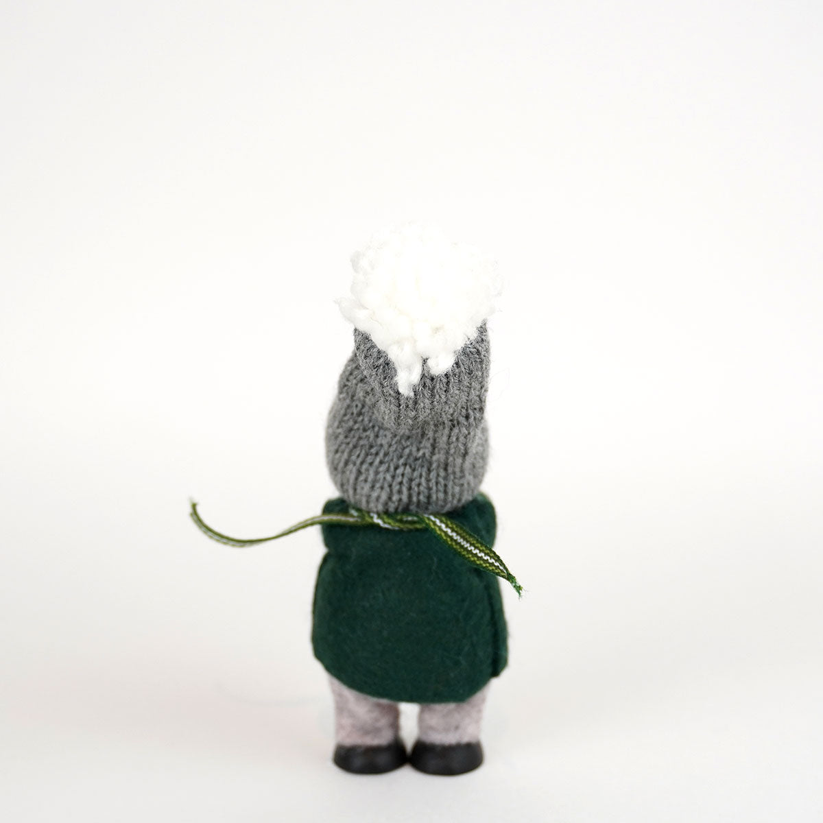 【予約】【2025新作】NORDIKA nisse ノルディカ ニッセ クリスマス 木製人形 ( リンゴを持った男の子 / Nordic Forest )