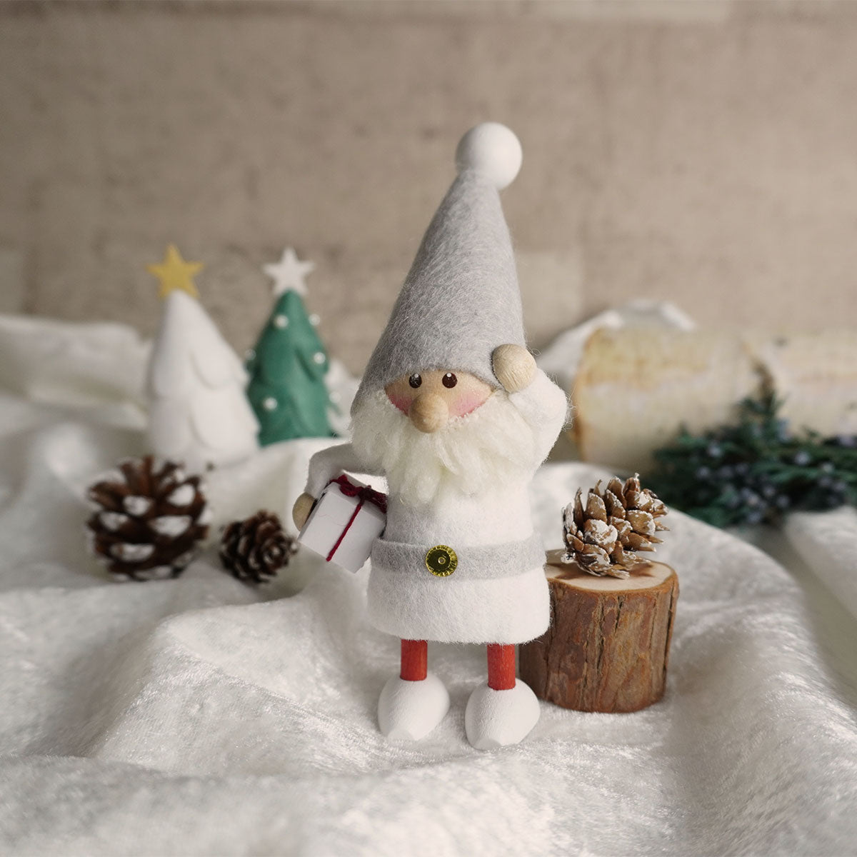 【予約】【2025新作】NORDIKA nisse ノルディカ ニッセ クリスマス 木製人形 ( プレゼントを持ったサンタ / サイレントナイト )