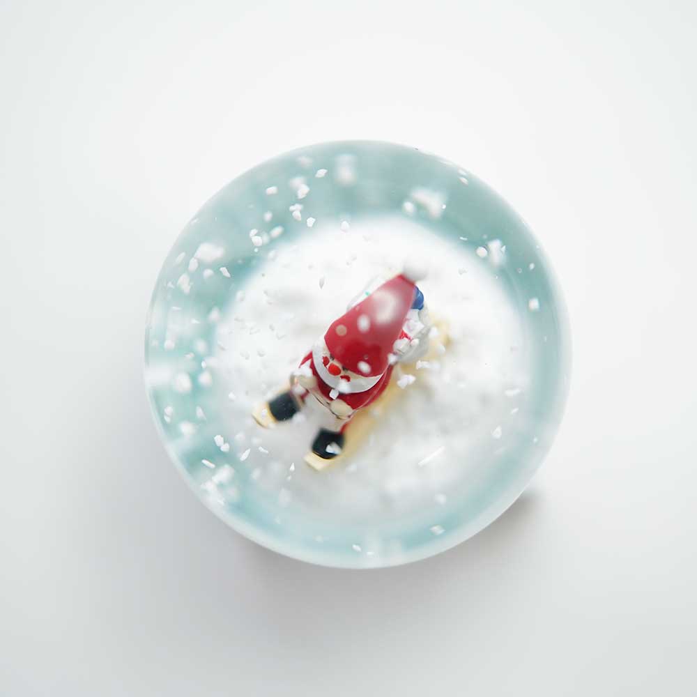 【予約】【2025新作】NORDIKA nisse ノルディカ ニッセ クリスマス スノードーム（ ミニ / そりに乗ったサンタ / レッド ）