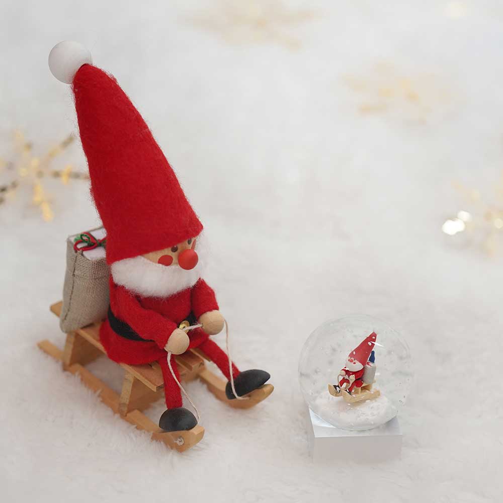 【予約】【2025新作】NORDIKA nisse ノルディカ ニッセ クリスマス スノードーム（ ミニ / そりに乗ったサンタ / レッド ）