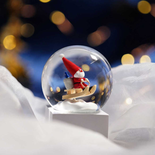【予約】【2025新作】NORDIKA nisse ノルディカ ニッセ クリスマス スノードーム（ ミニ / そりに乗ったサンタ / レッド ）