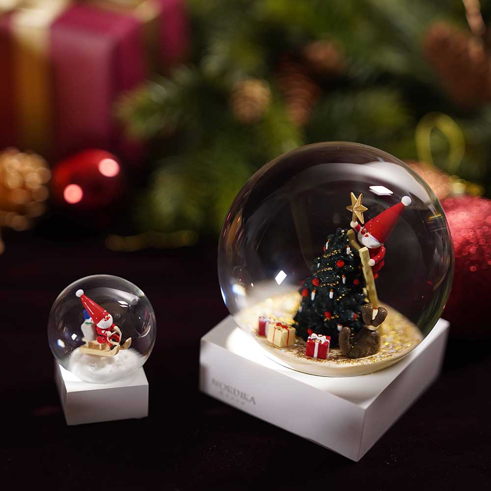 【予約】【2025新作】NORDIKA nisse ノルディカ ニッセ クリスマス スノードーム（ ミニ / そりに乗ったサンタ / レッド ）
