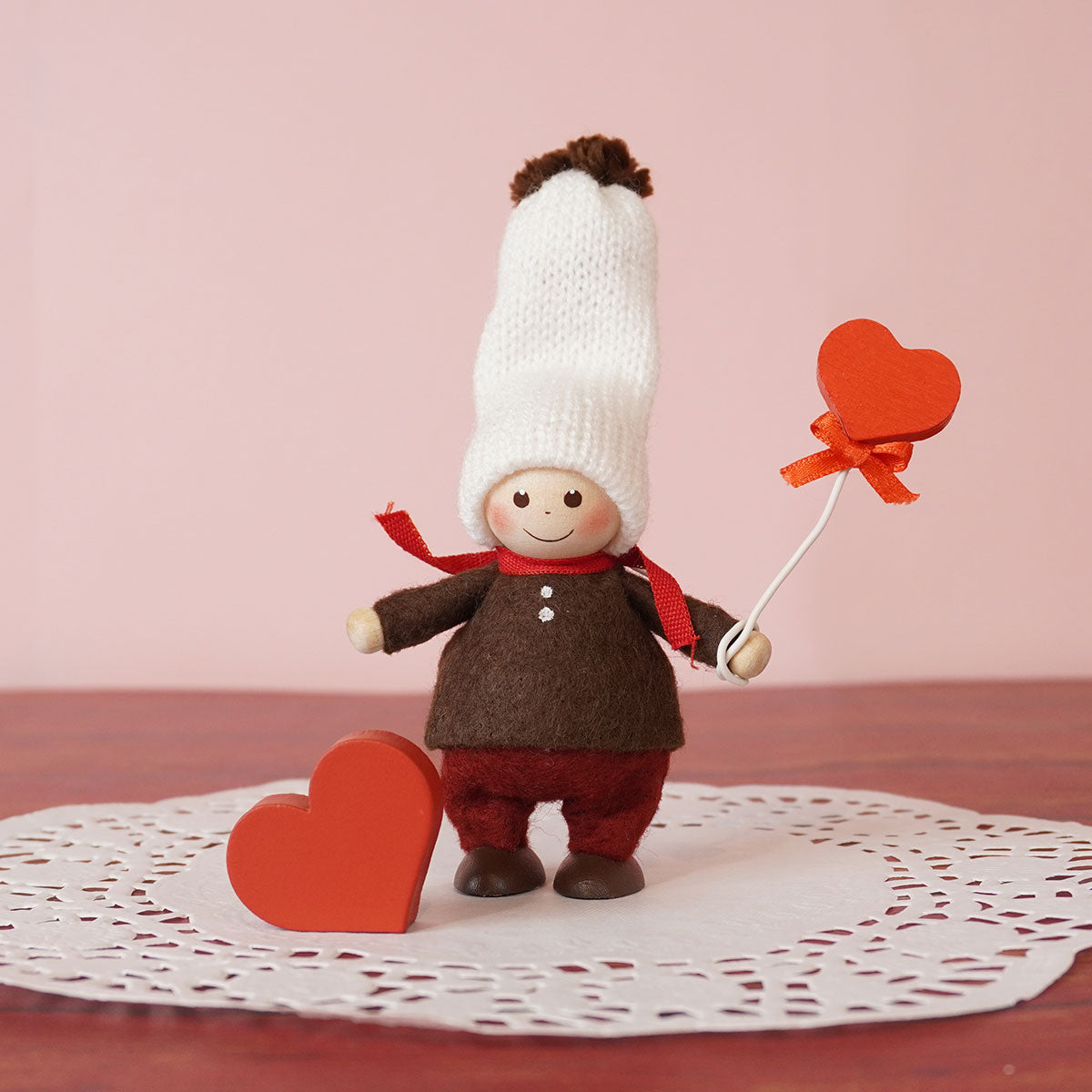 NORDIKA nisse ノルディカ ニッセ クリスマス 木製人形 ( Melty Seriesニット帽の男の子 ＆ ハートセット )