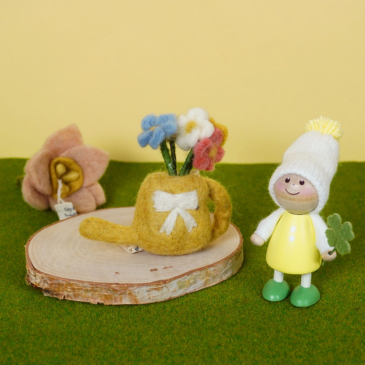 NORDIKA nisse ノルディカ ニッセ クリスマス 木製人形 ( クローバーを持った小さな男の子 / Spring Series )