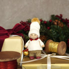 【2026新作】NORDIKA nisse ノルディカ ニッセ クリスマス 木製人形 オーナメントを持った男の子 ( Ribbon Series )