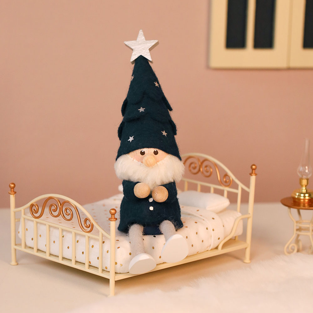 【ノルディカ公式ショップ限定】NORDIKA nisse ノルディカ ニッセ クリスマス 木製人形 ( ツリー帽子のサンタ / ミッドナイトスター )