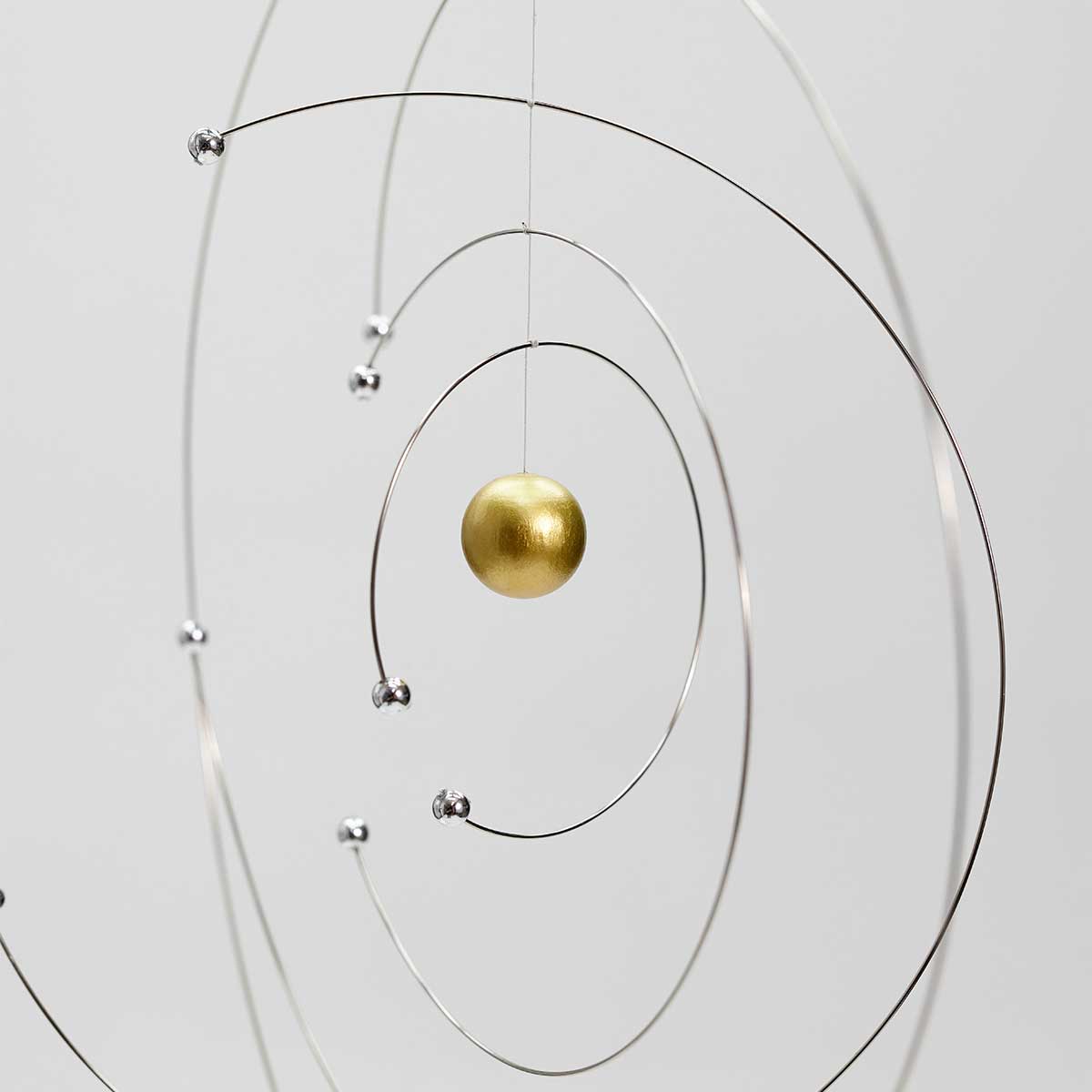 Flensted Mobiles フレンステッド・モビール(Niels Bohr Atom Model Mobile ニールス・ボーア アトムモデル / 441)