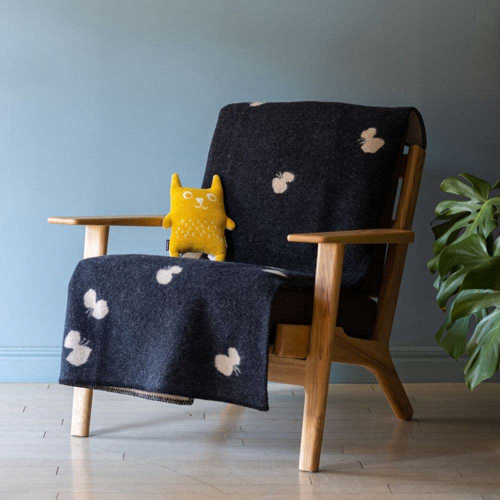 KLIPPAN クリッパン ウールハーフブランケット CHOUCHO ( 90×130cm / ブラック )