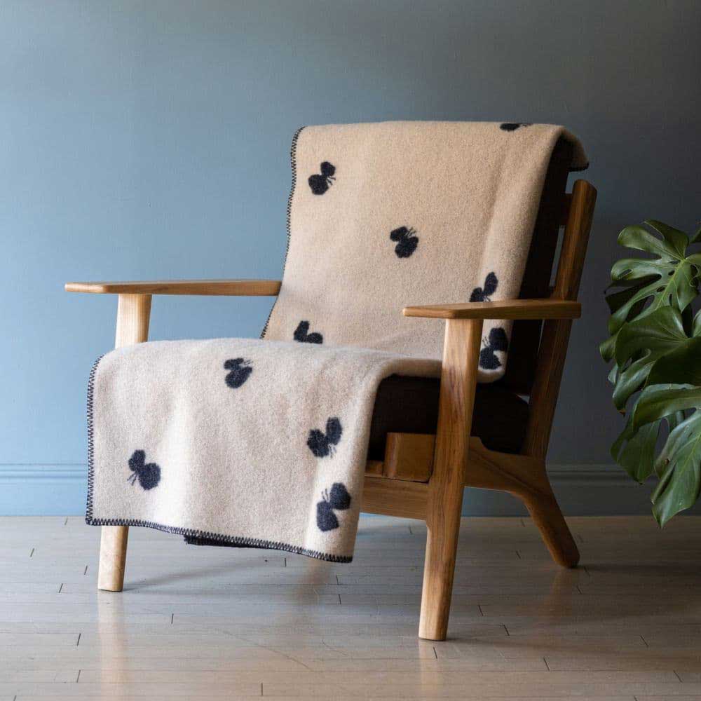 KLIPPAN クリッパン ウールハーフブランケット CHOUCHO ( 90×130cm / ブラック )