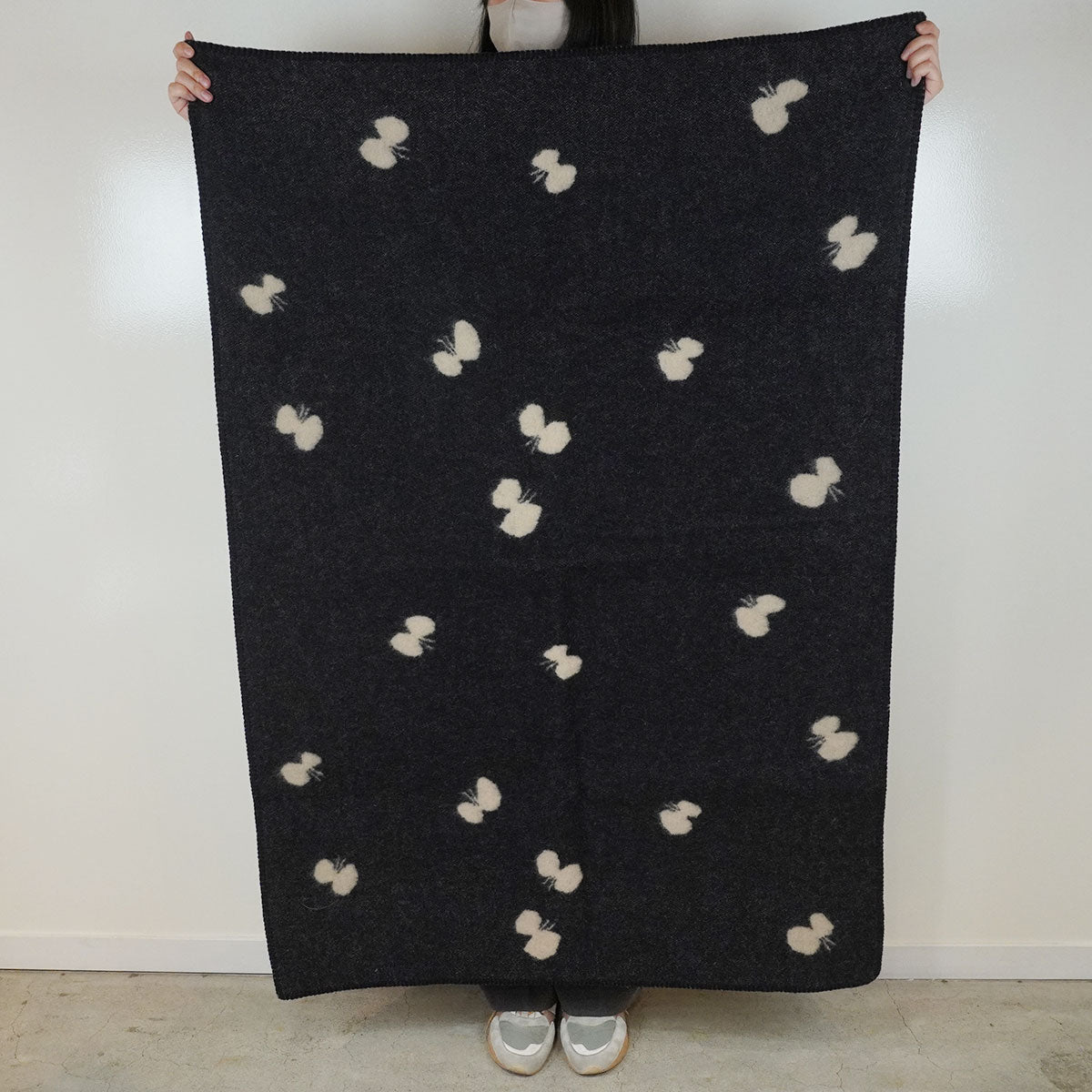 KLIPPAN クリッパン ウールハーフブランケット CHOUCHO ( 90×130cm / ブラック )