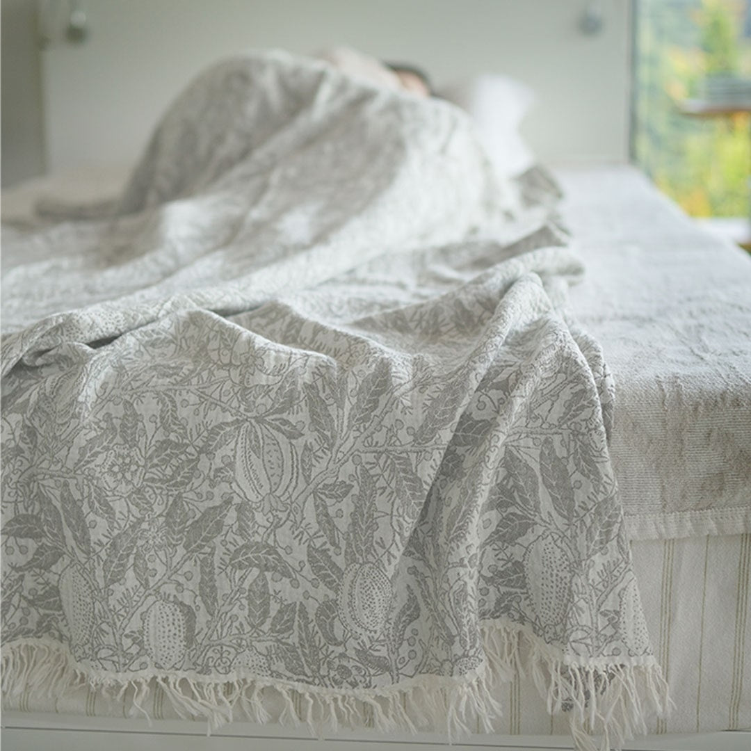 KLIPPAN クリッパン コットンスロー フルーツ ( 140×200cm / オリーブ )