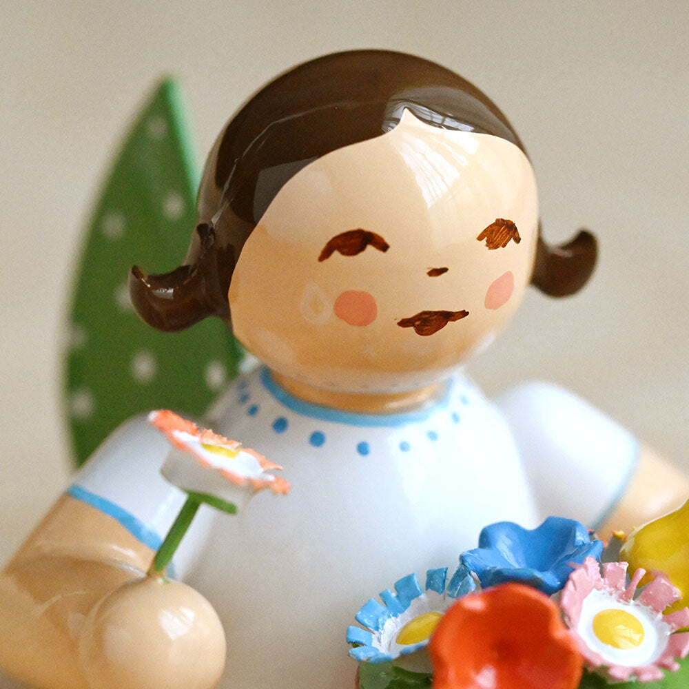 Wendt & Kuhn ヴェント & キューン小鳥にお花を渡す天使