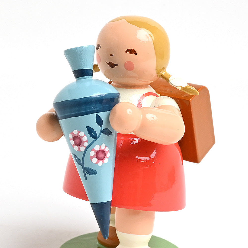 Wendt & Kuhn ヴェント & キューン 木製人形ブロッサムフレンズ ( スクールガール )