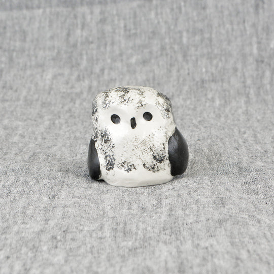 Jenni Tuominen イェンニ・トゥオミネン 陶器のオブジェ ( フクロウ 004 )