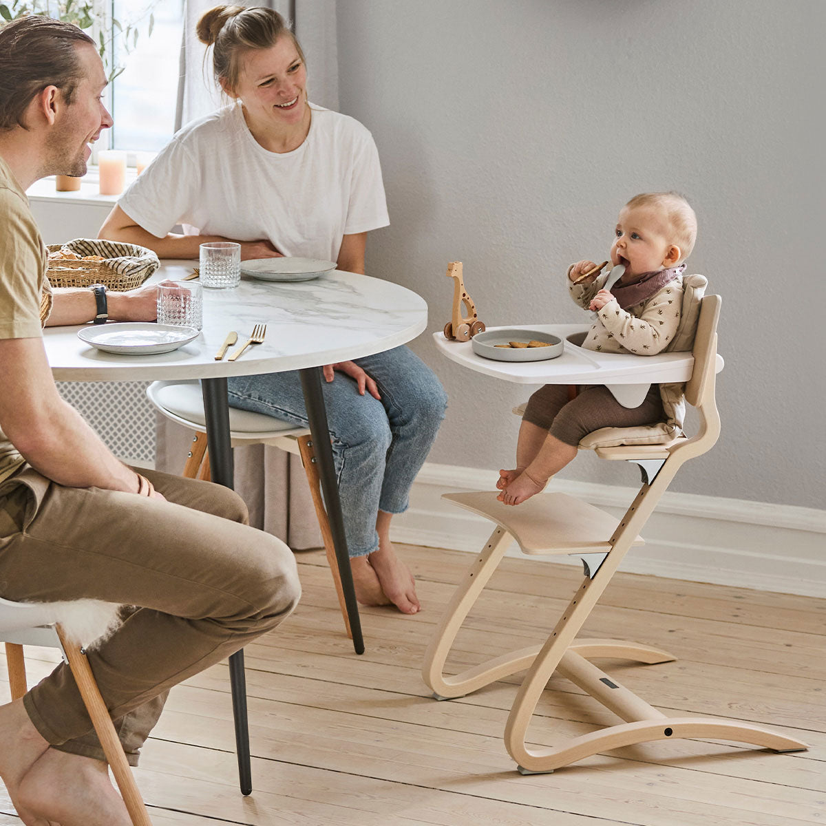 リエンダー ハイチェア Leander high chair-